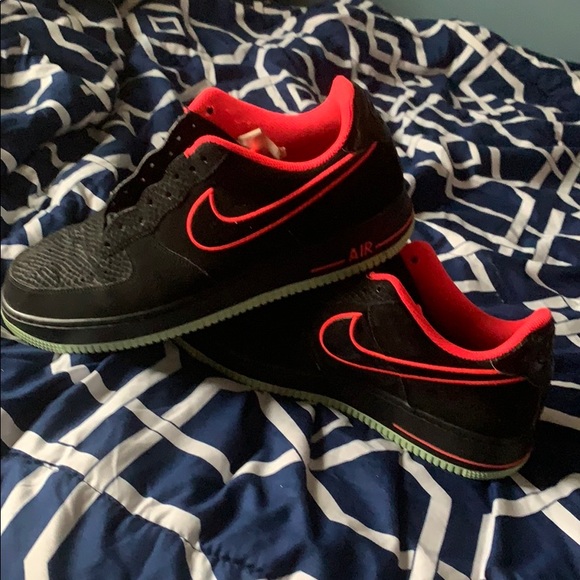 Nike Other - Yeezy Air Force ones ((worn twice))